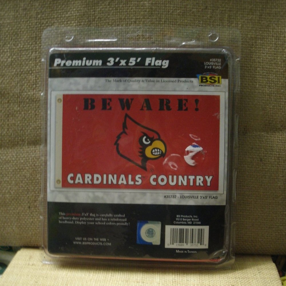 Cardinals 3x5 University of Louisville College Flag - Picture 1 of 9
